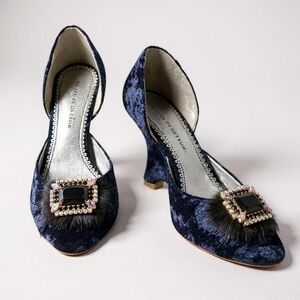 New House of Dereon Beyoncé Blue Velvet Wedge Heels & Rhinestone sz 6